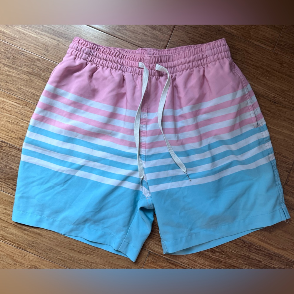 Chubbies swim trunks Size medium